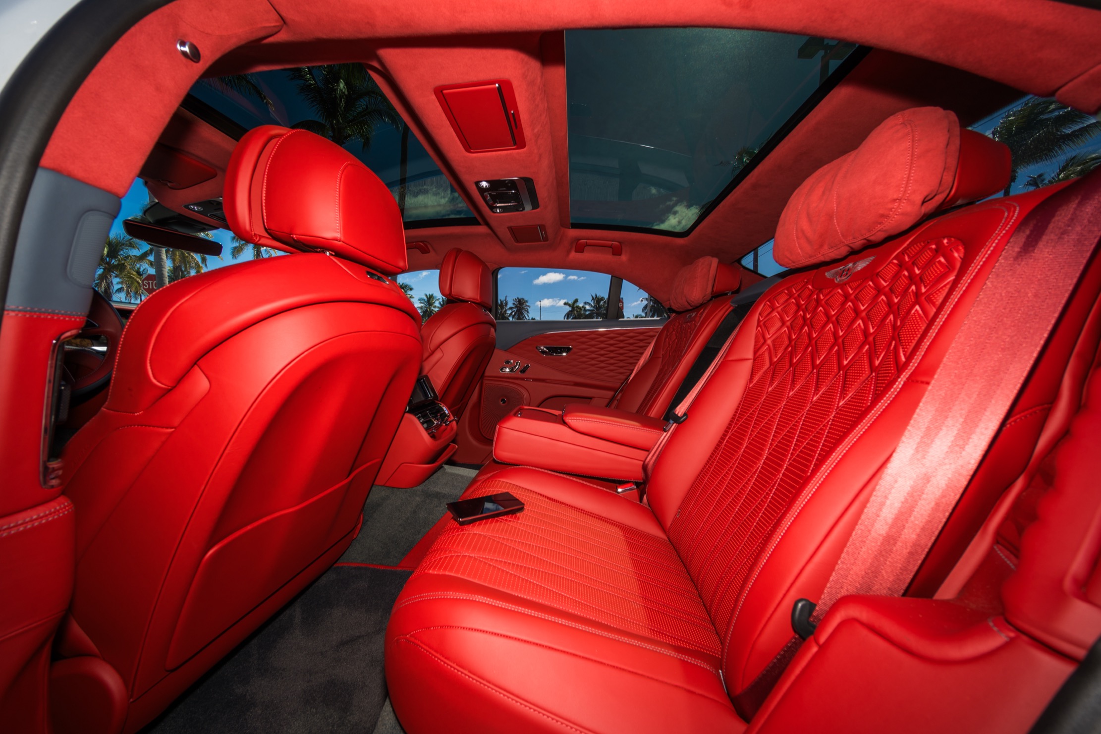 Bentley Flying Spur β 6