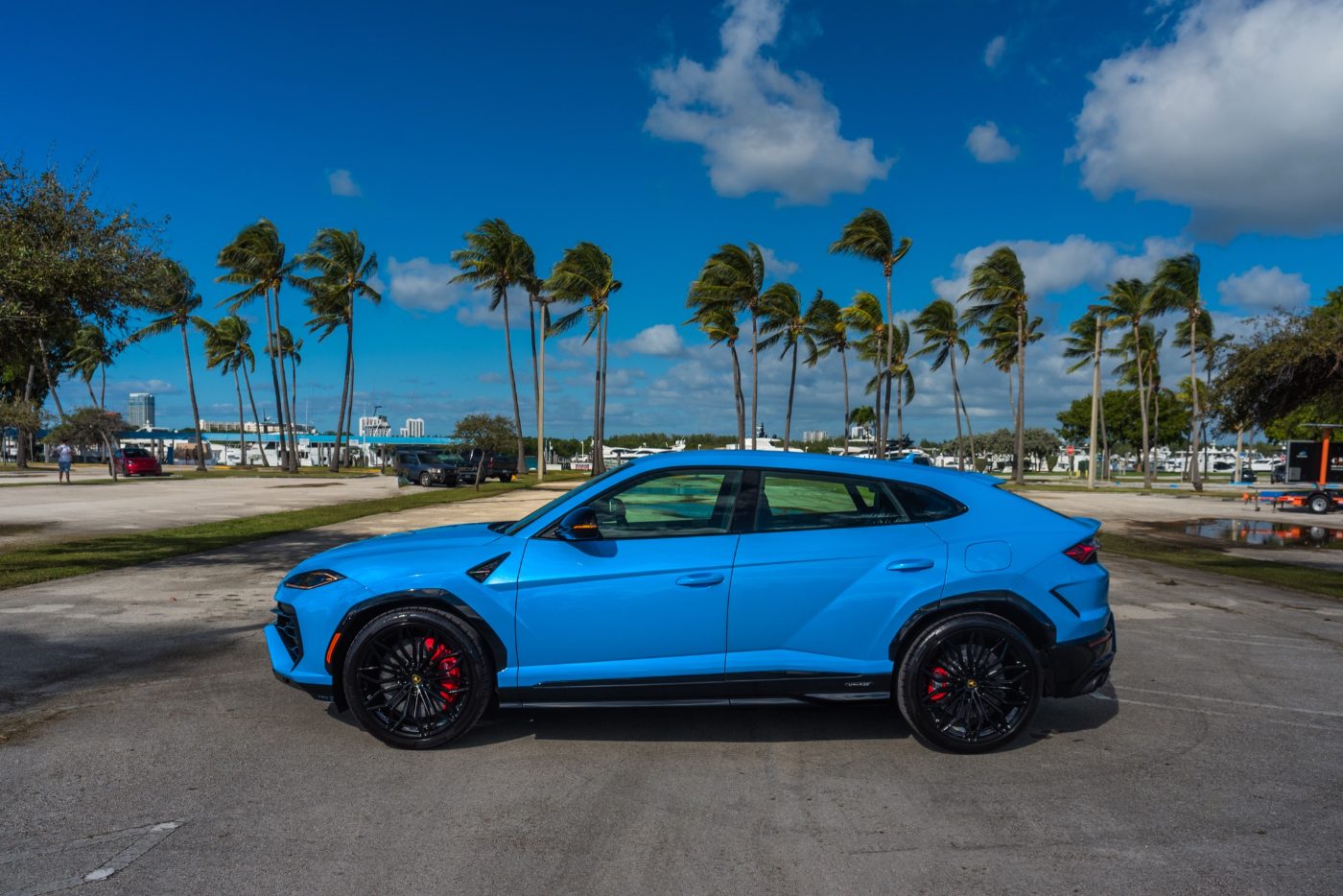 Lamborghini Urus SE β 7