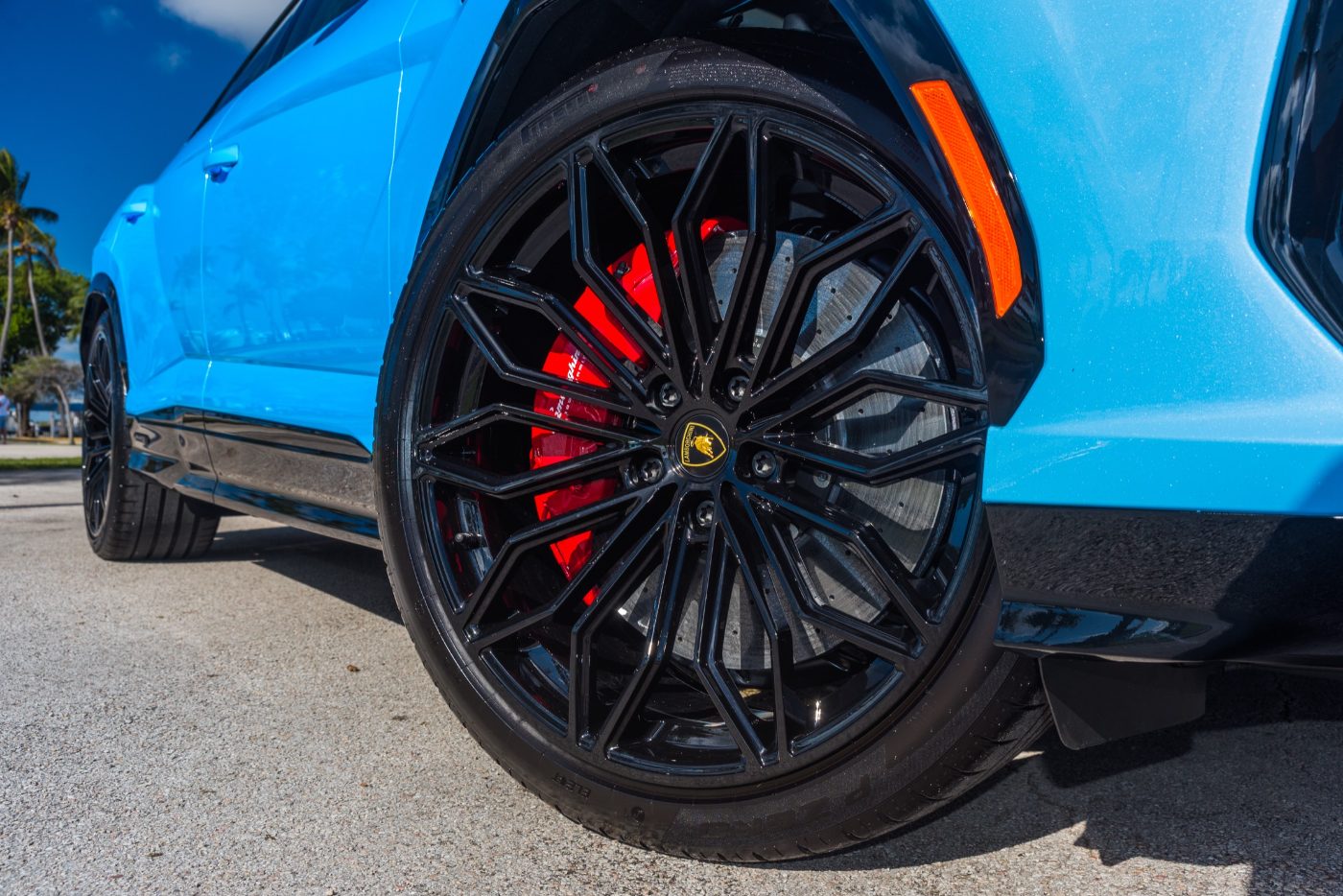Lamborghini Urus SE β 12