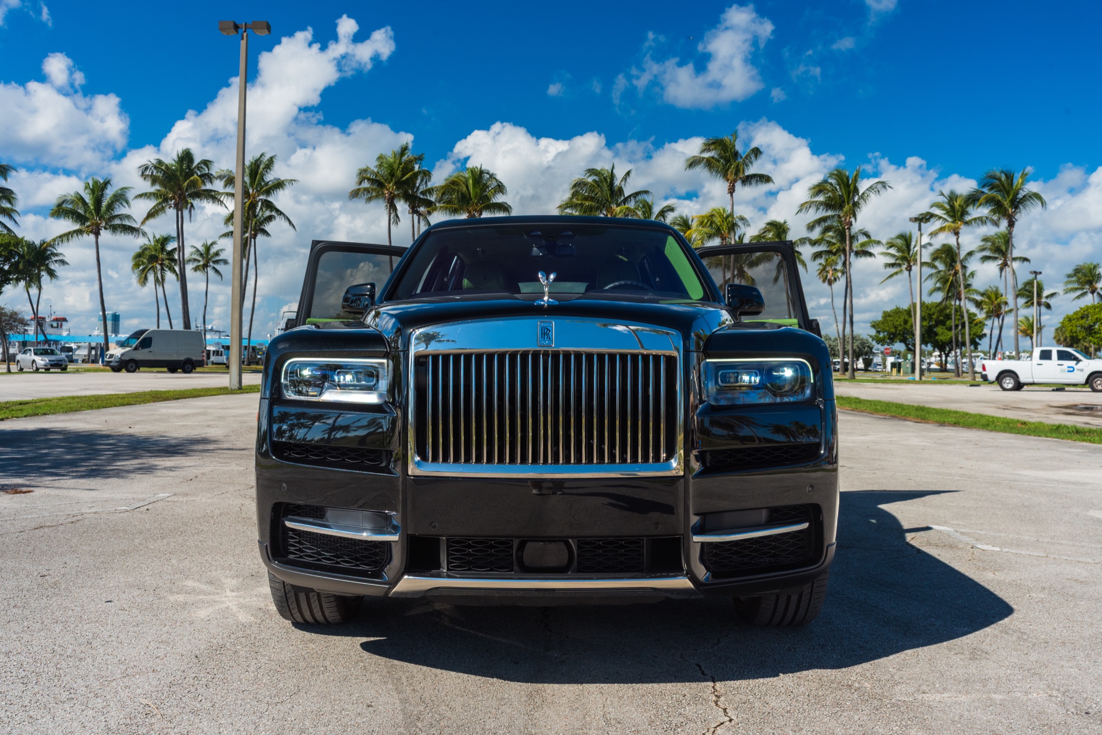 Rolls-Royce Cullinan β 2